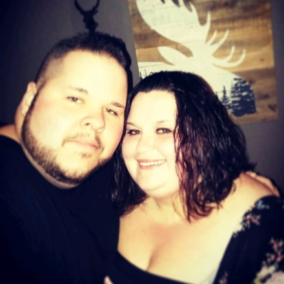 Meet your Posher, Britney - Picture 1 of 1